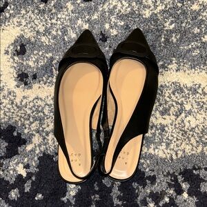 NWOT Black leather Women's Slingback Shoes